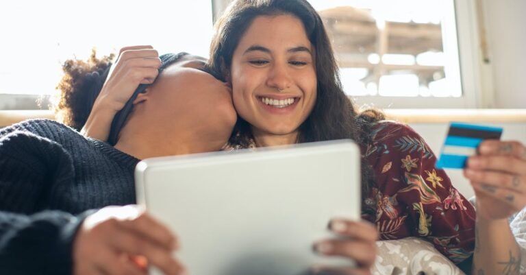Shopping Online The Smart Way: Helpful Tips
